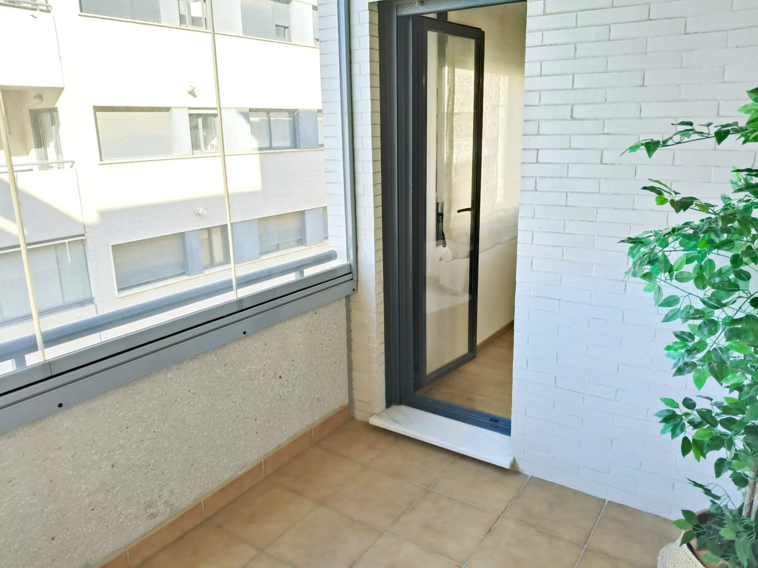Middle Floor Apartment, Pacífico, Málaga Ciudad.