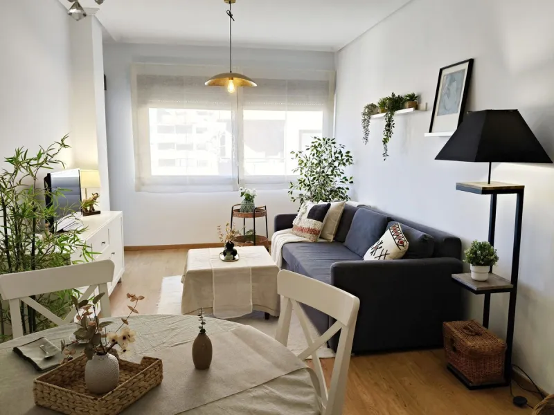 Middle Floor Apartment, Pacífico, Málaga Ciudad.