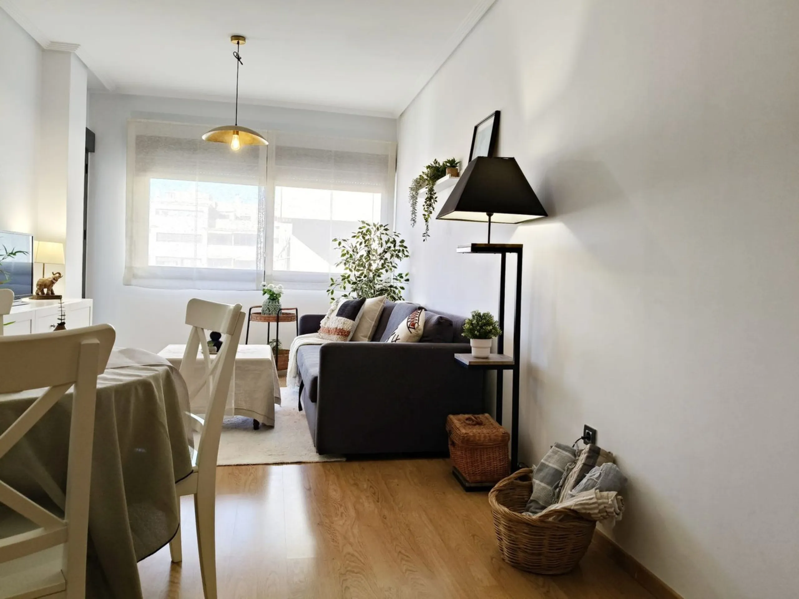 Middle Floor Apartment, Pacífico, Málaga Ciudad.