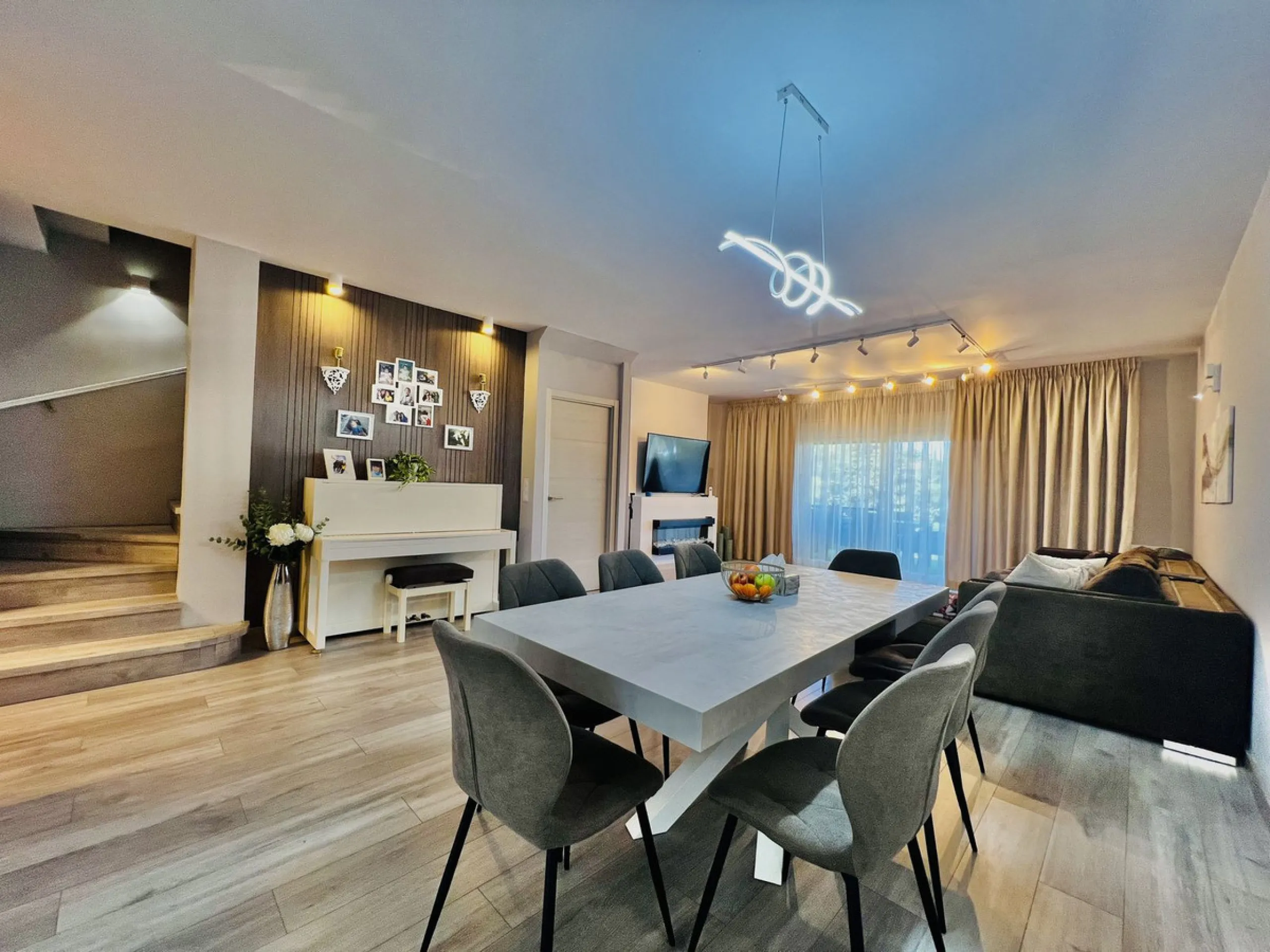 FULLY RENOVATED TOWNHOUSE IN ATALAYA – READY TO MOVE IN