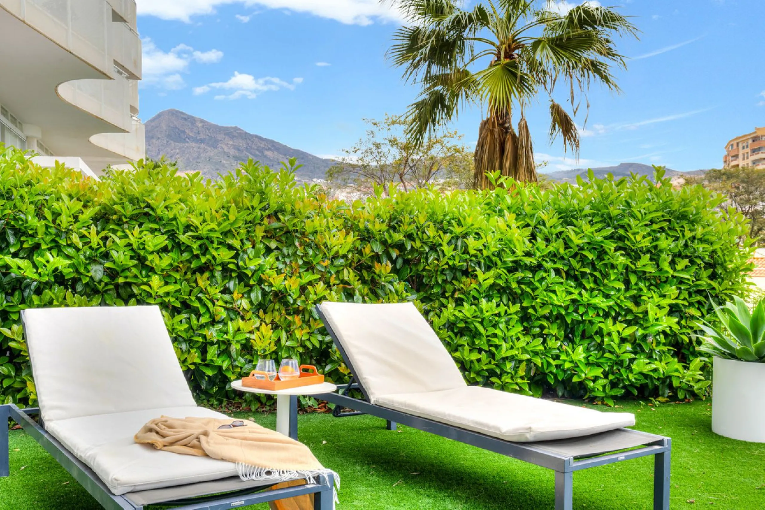 Beautifully Furnished Apartment with Private Garden