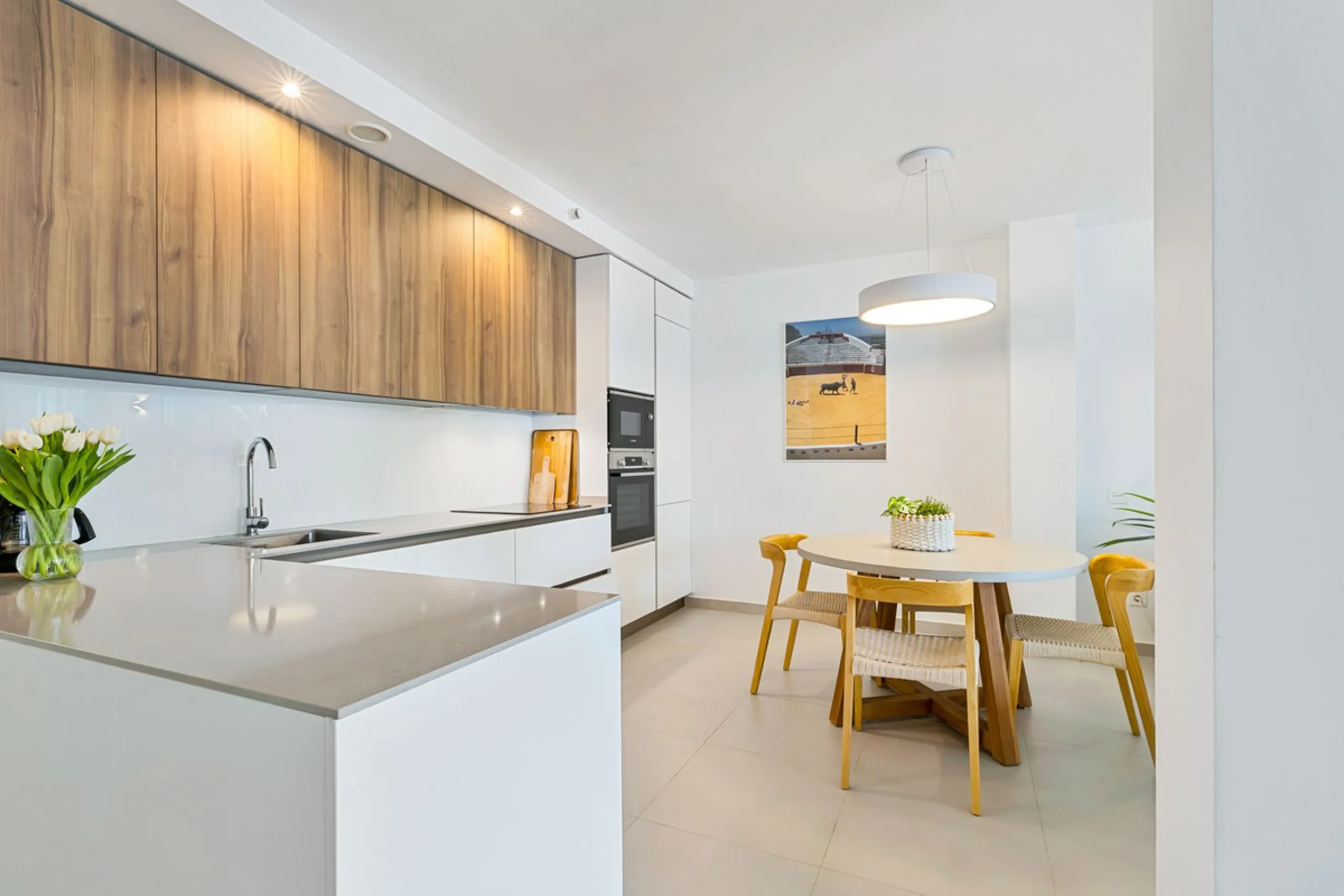 Beautifully Furnished Apartment with Private Garden