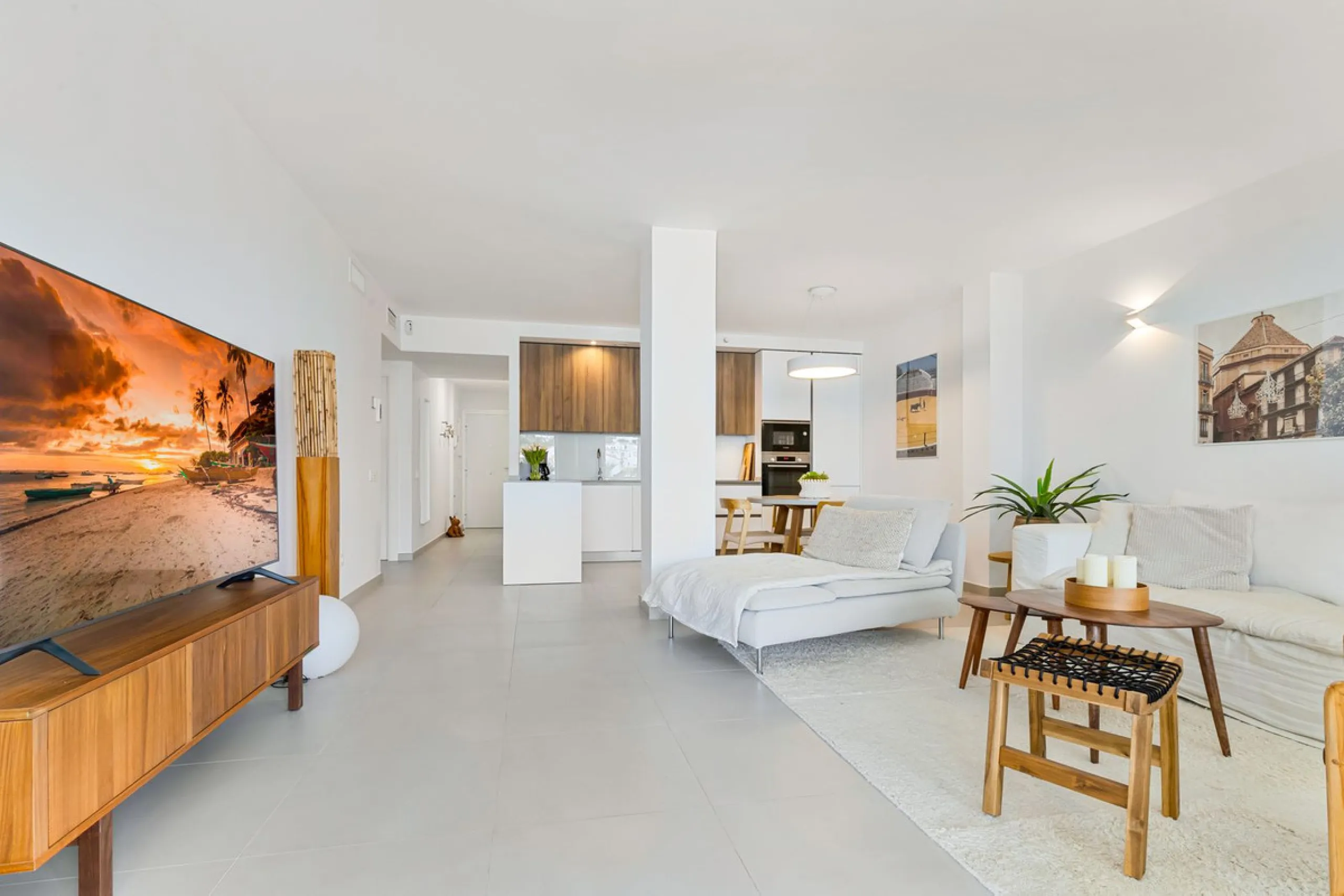Beautifully Furnished Apartment with Private Garden