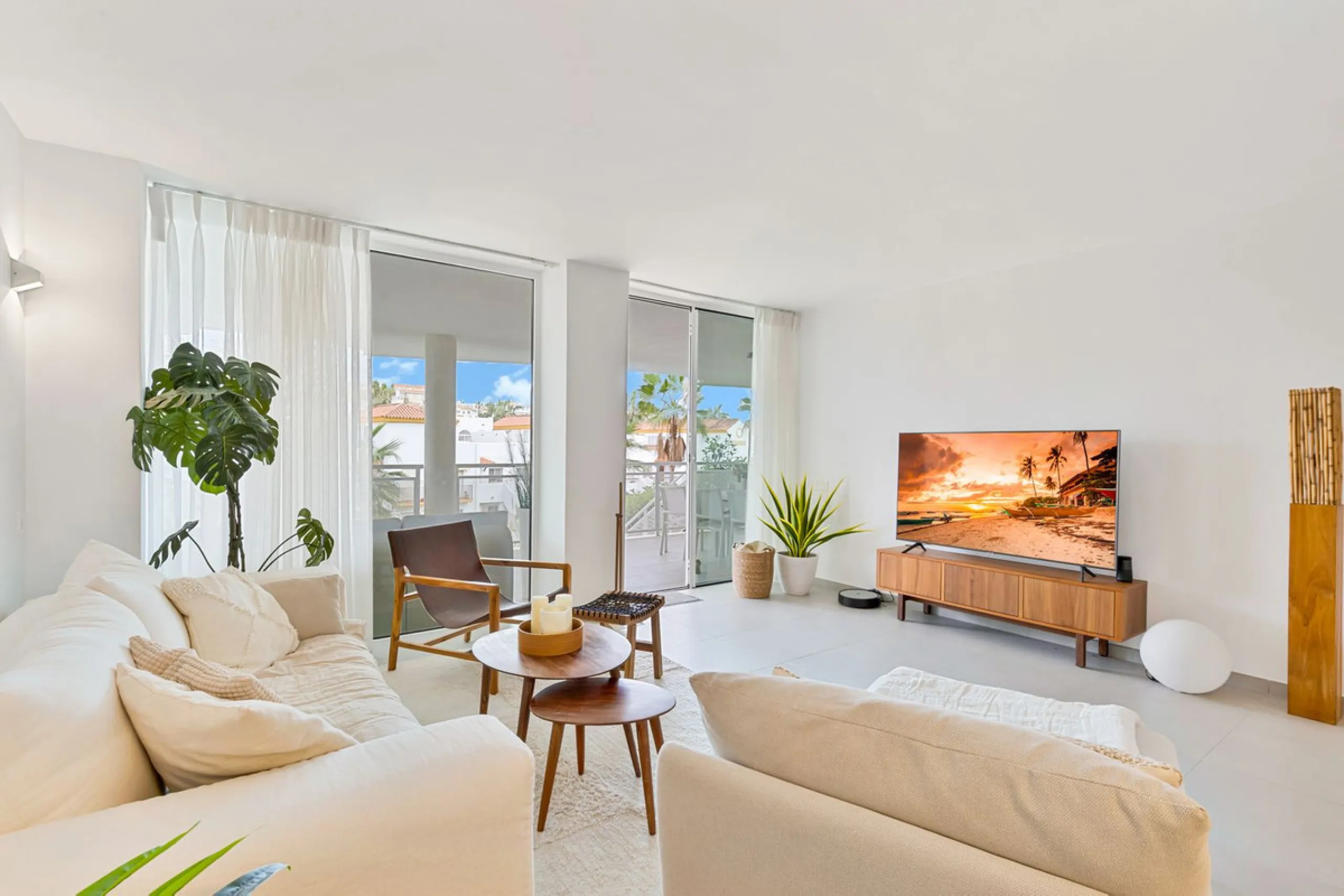 Beautifully Furnished Apartment with Private Garden