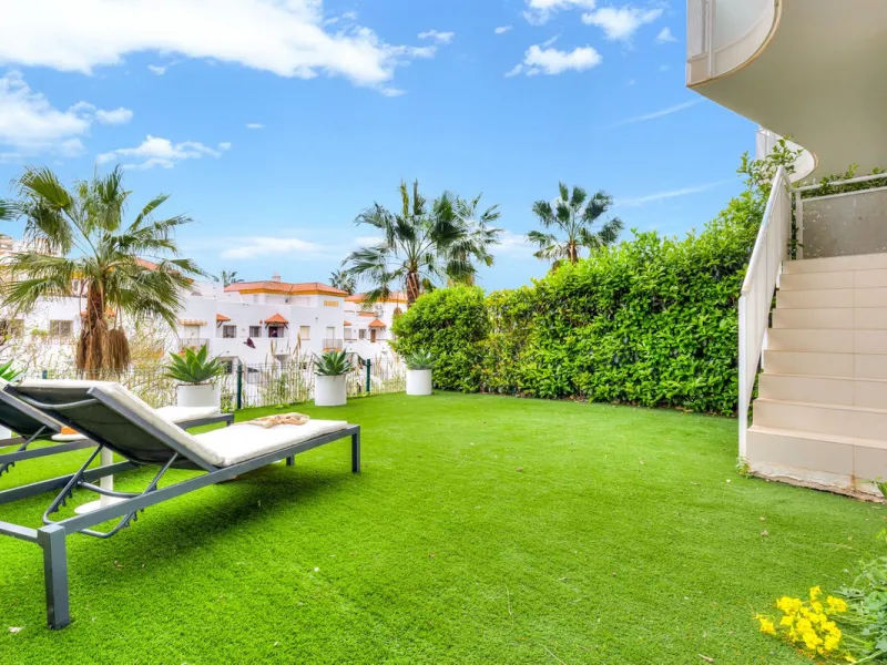 Beautifully Furnished Apartment with Private Garden