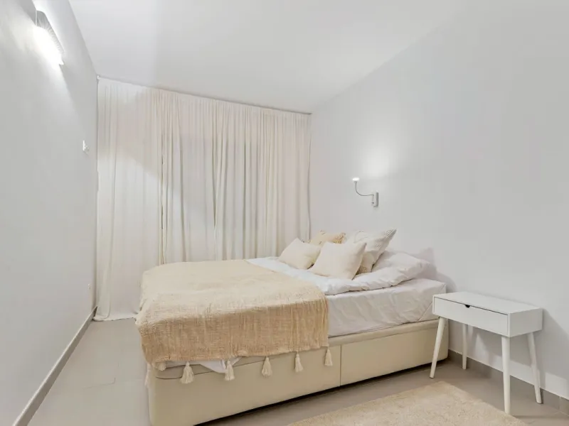 Beautifully Furnished Apartment with Private Garden