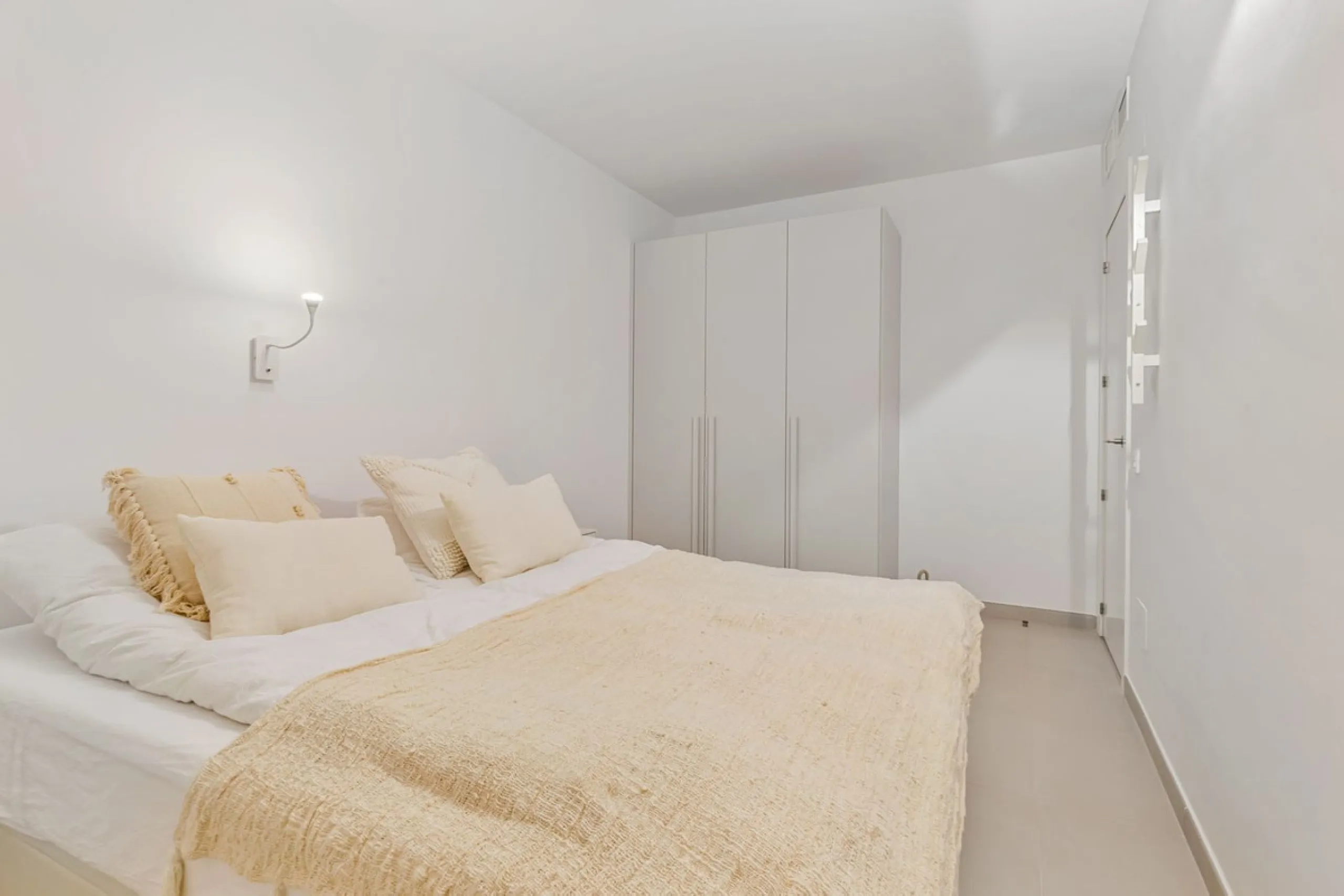 Beautifully Furnished Apartment with Private Garden