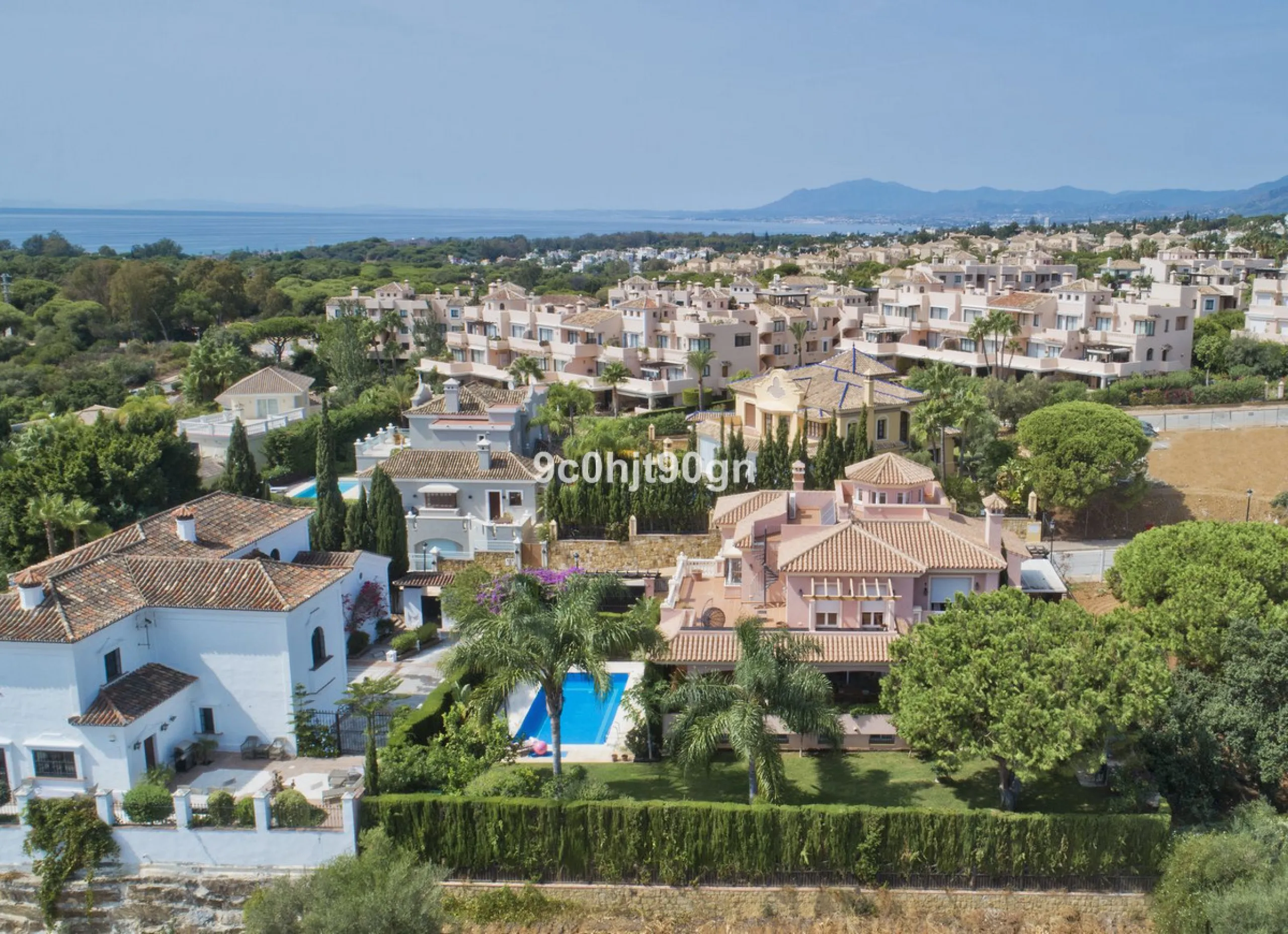 Elegant 3-Level Villa in Elviria, Marbella – Light, Space & Versatility!