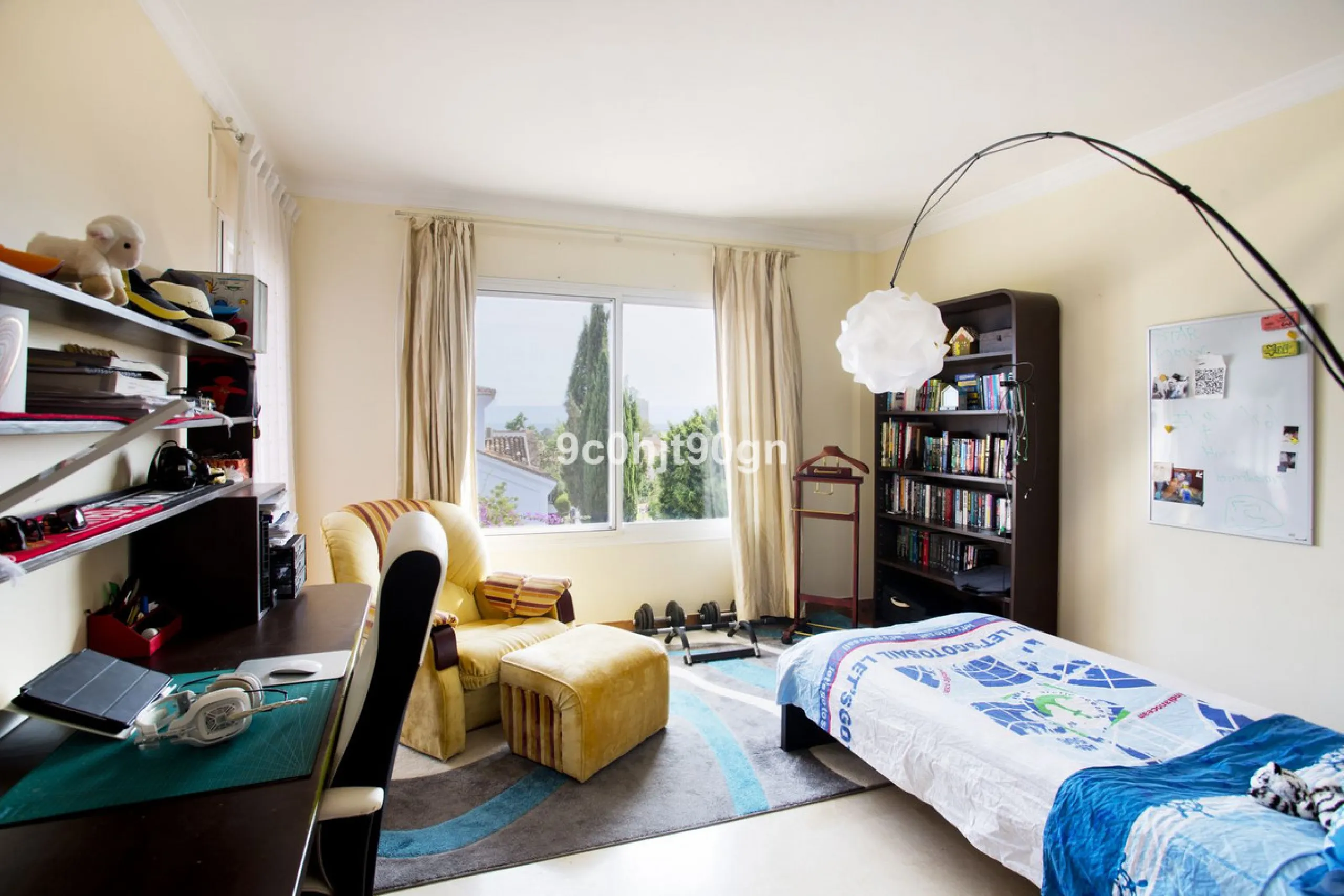 Elegant 3-Level Villa in Elviria, Marbella – Light, Space & Versatility!