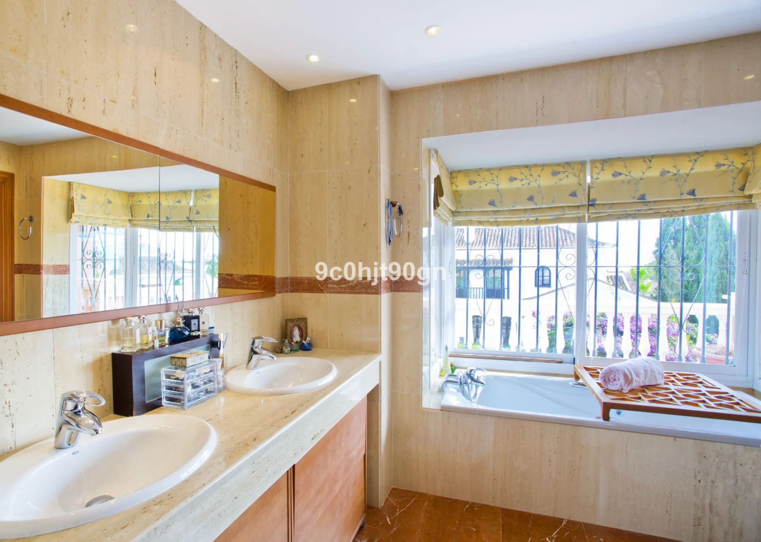 Elegant 3-Level Villa in Elviria, Marbella – Light, Space & Versatility!