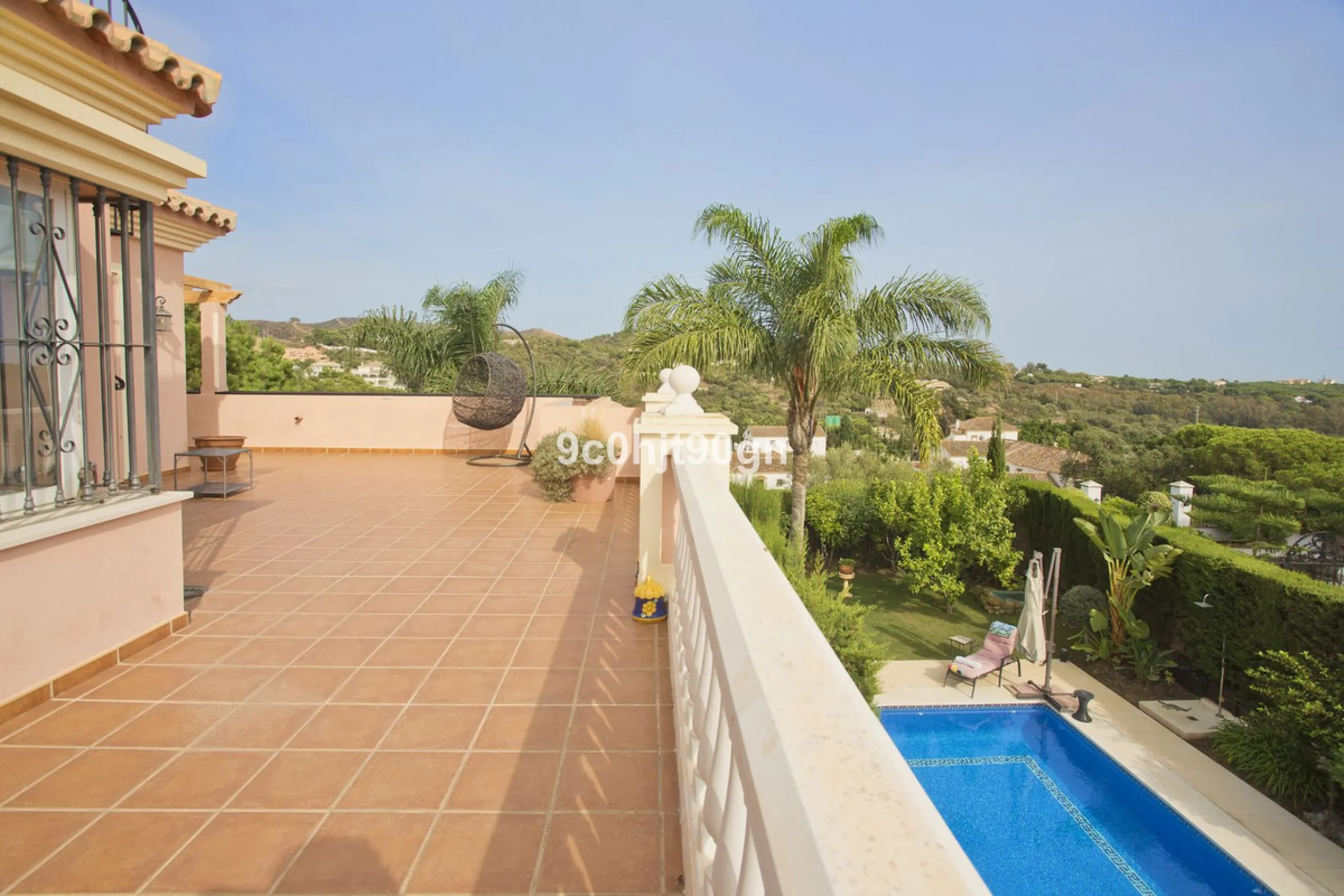 Elegant 3-Level Villa in Elviria, Marbella – Light, Space & Versatility!