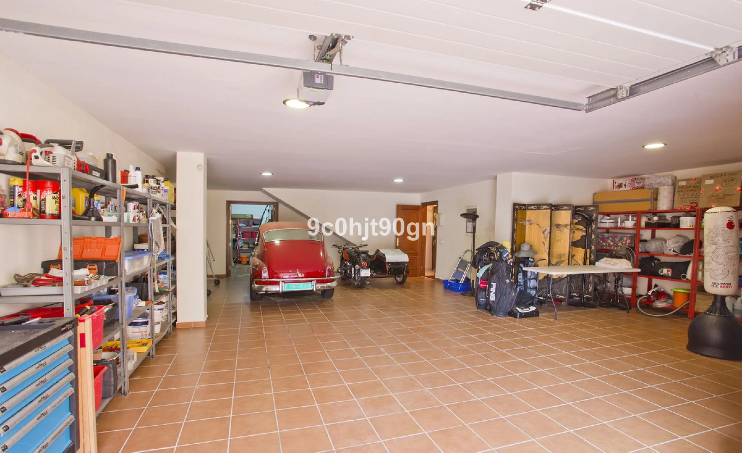 Elegant 3-Level Villa in Elviria, Marbella – Light, Space & Versatility!