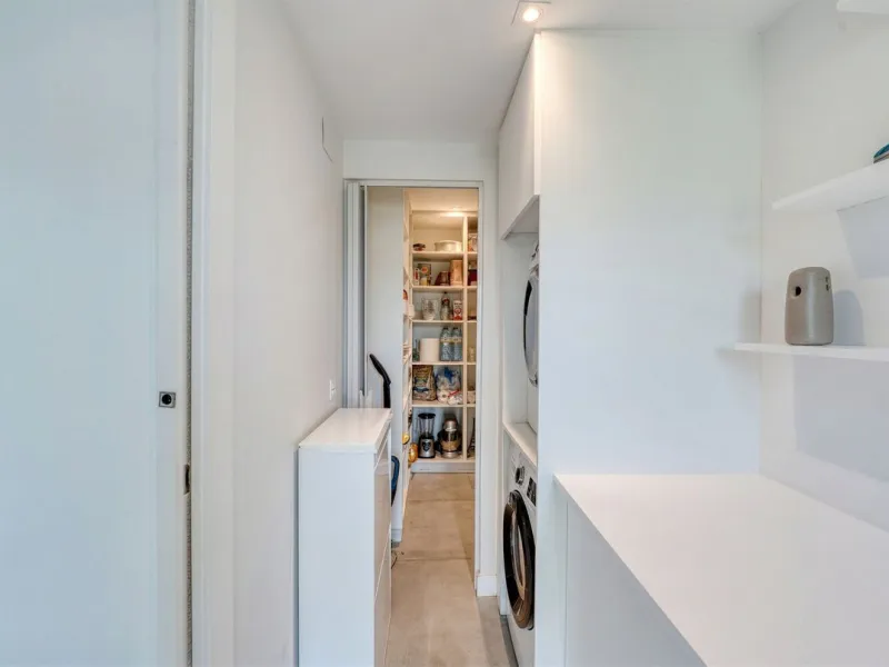 House - Detached Villa в продаже в Istán, Málaga. В доме 4 спален и 7 ванных комнат. Площадь дома 339 м². Площадь участка 410 м²