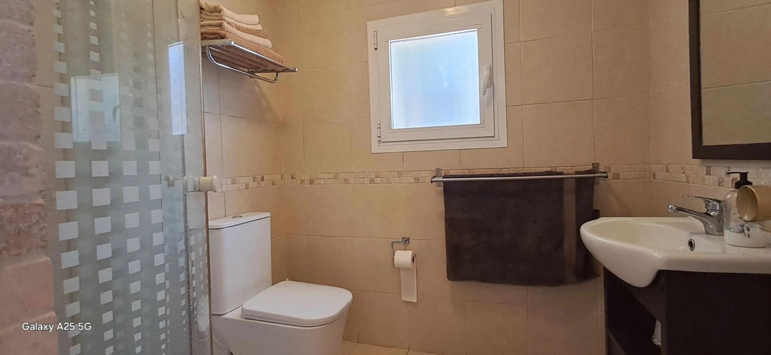 Stunning 6-bedroom, 6-bathroom detached villa located in a secure, gated community just a 10-minute walk from the beach and moments from the heart of Marbella.