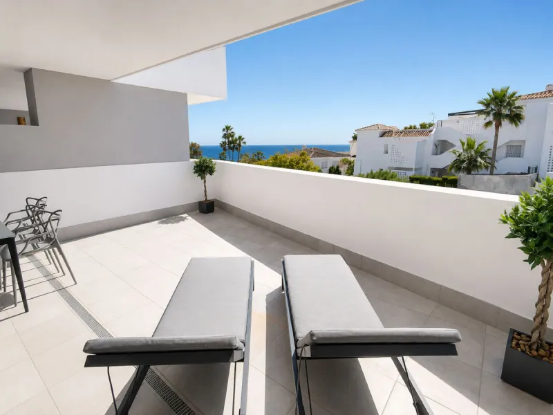 Fantastic opportunity!! Stunning new build apartment with sea views!