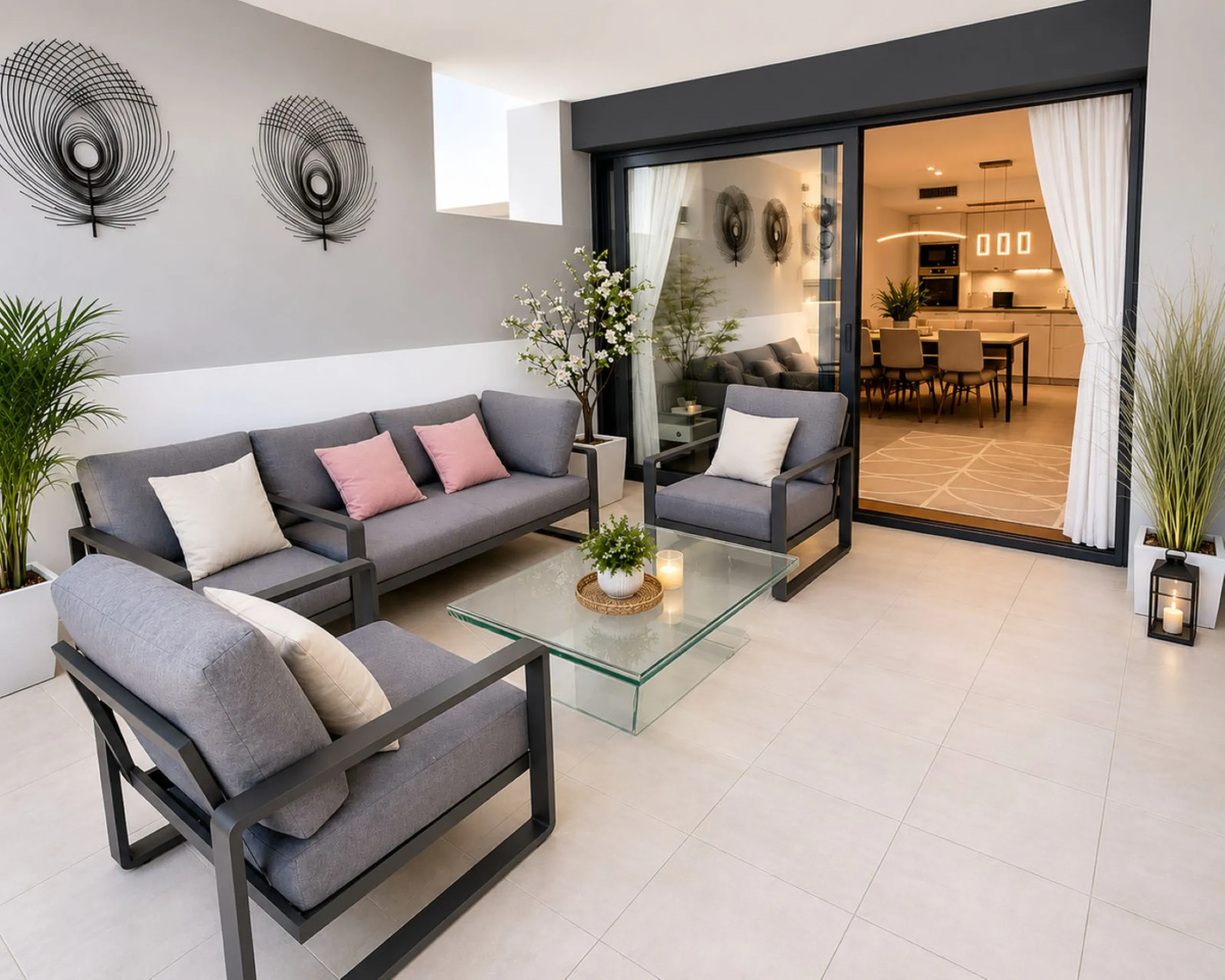 Fantastic opportunity!! Stunning new build apartment with sea views!