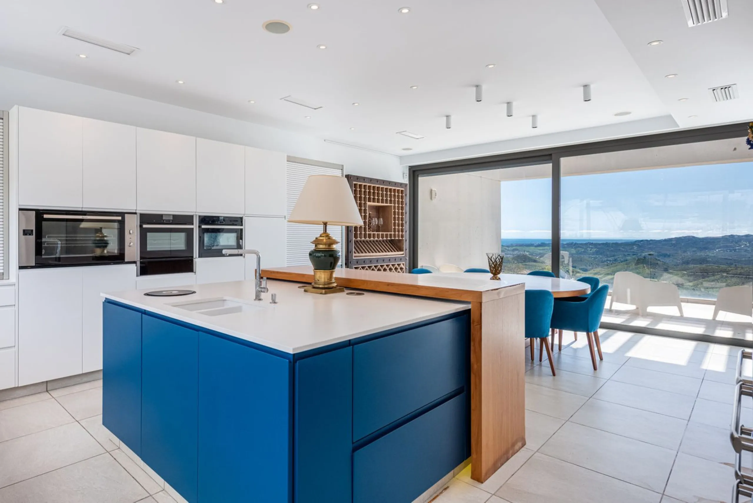 Detached Villa in Prestigious Valtocado, Mijas – with Panoramic Views of the Mountains and the Mediterranean