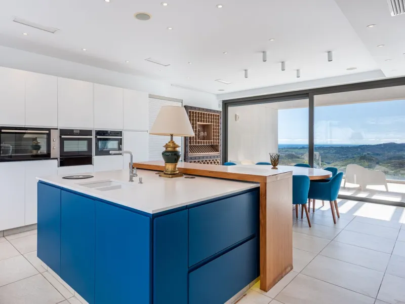 Detached Villa in Prestigious Valtocado, Mijas – with Panoramic Views of the Mountains and the Mediterranean