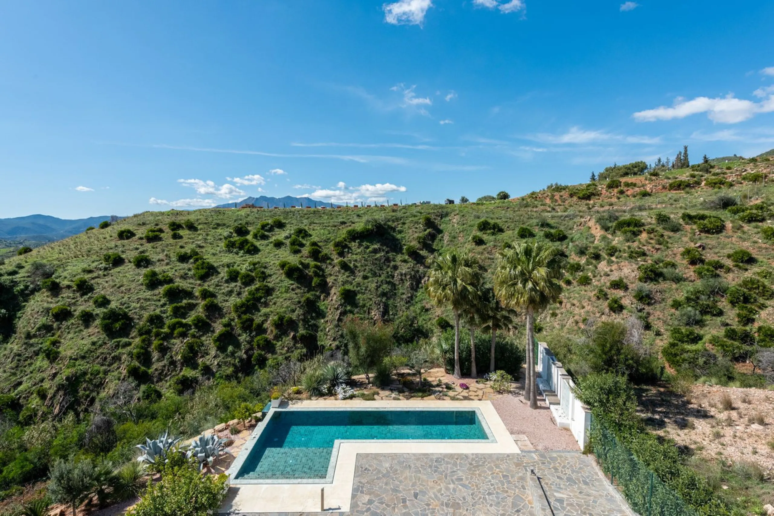 Detached Villa in Prestigious Valtocado, Mijas – with Panoramic Views of the Mountains and the Mediterranean