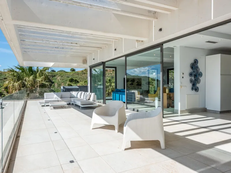 Detached Villa in Prestigious Valtocado, Mijas – with Panoramic Views of the Mountains and the Mediterranean