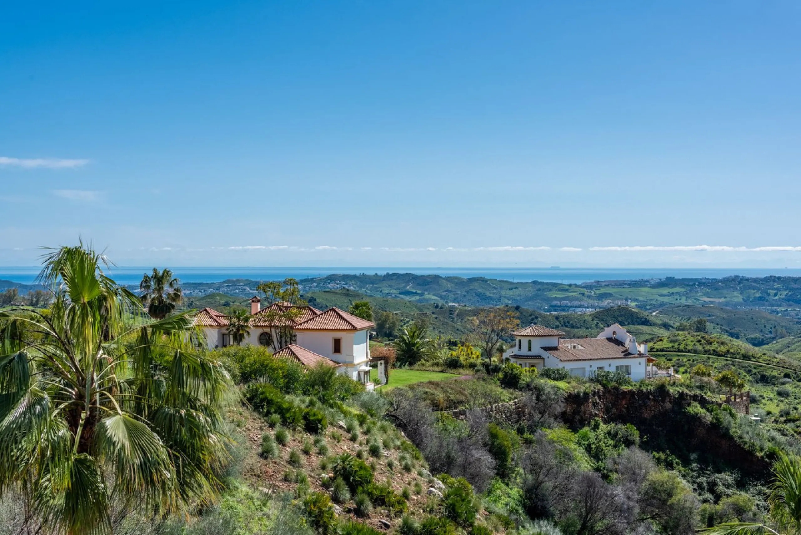 Detached Villa in Prestigious Valtocado, Mijas – with Panoramic Views of the Mountains and the Mediterranean