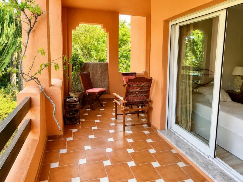 Apartment - Middle Floor Apartment в продаже в Marbella, Málaga. В доме 3 спален и 3 ванных комнат. Площадь дома 159 м²