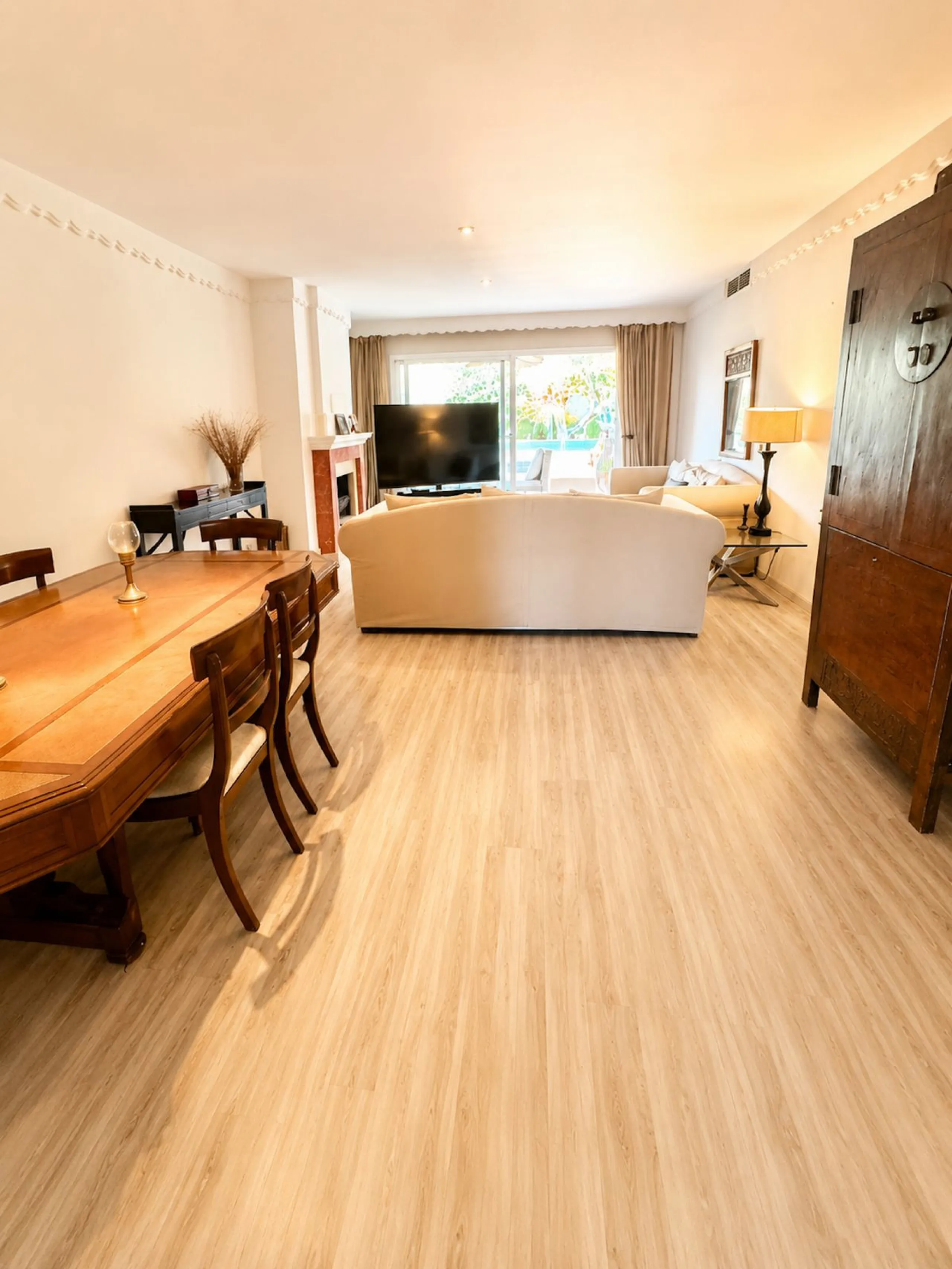 Apartment - Middle Floor Apartment в продаже в Marbella, Málaga. В доме 3 спален и 3 ванных комнат. Площадь дома 159 м²