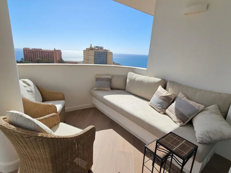This 170 m2 apartment in Benalmádena Costa is more than just a home; it's the place where you'll want to build your best memories.