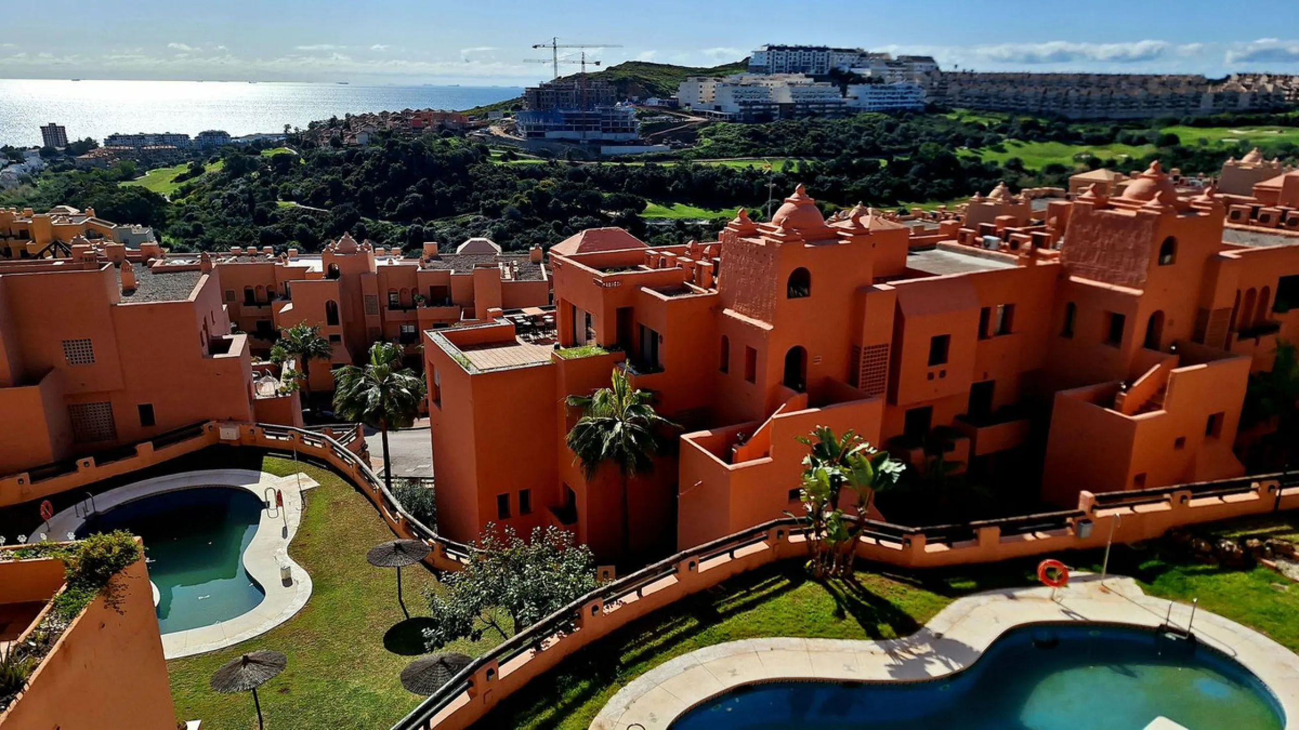 Middle Floor Apartment, La Duquesa, Costa del Sol.