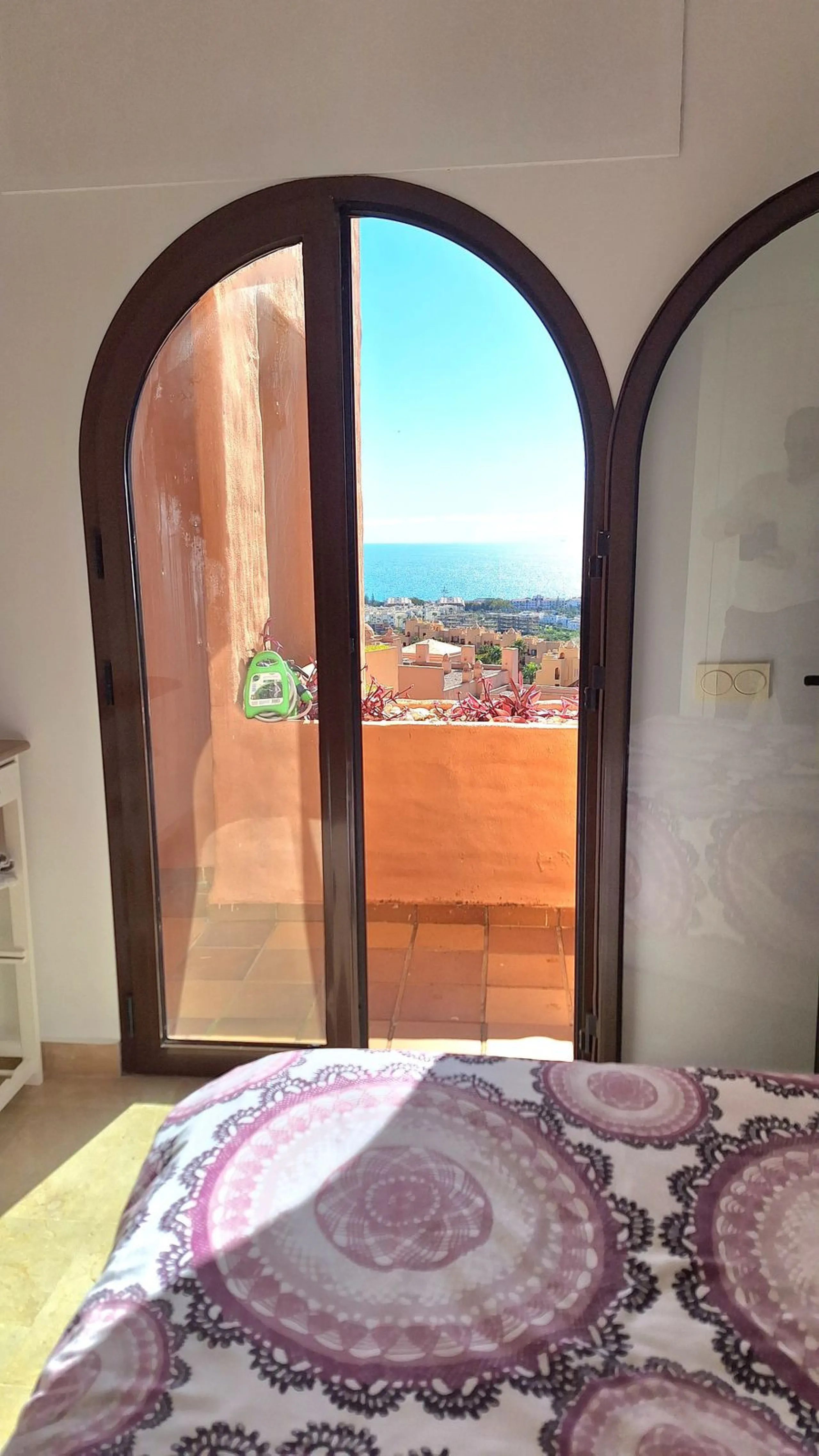 Middle Floor Apartment, La Duquesa, Costa del Sol.