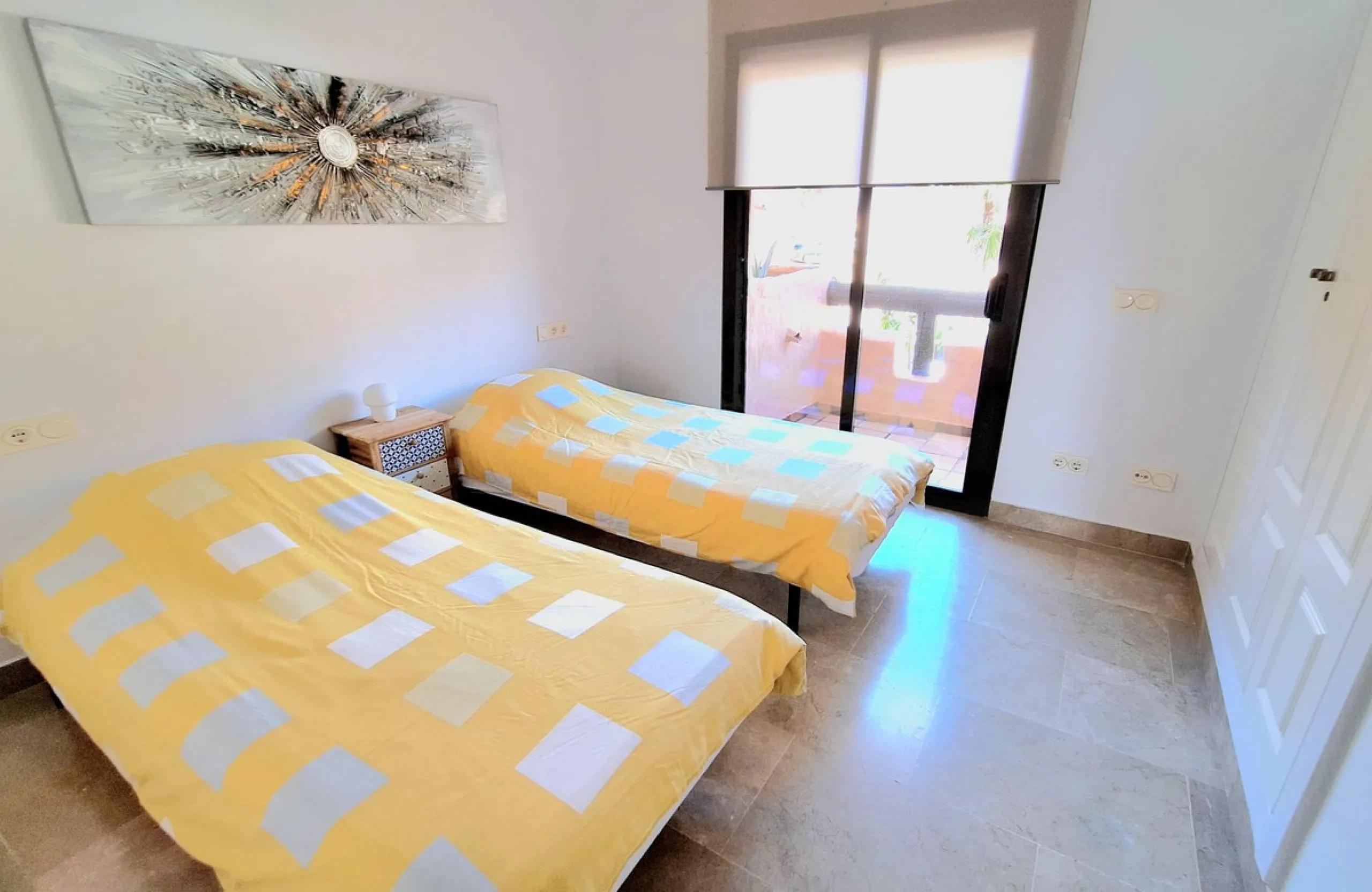 Middle Floor Apartment, La Duquesa, Costa del Sol.