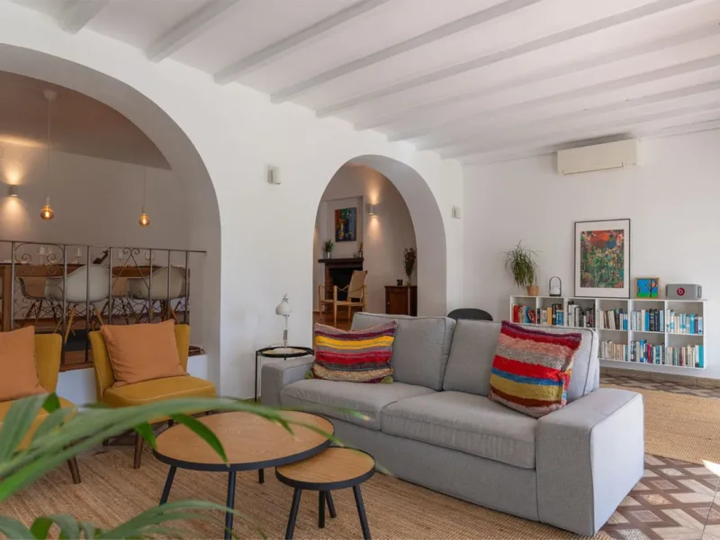 Cosy and authentic villa for sale!