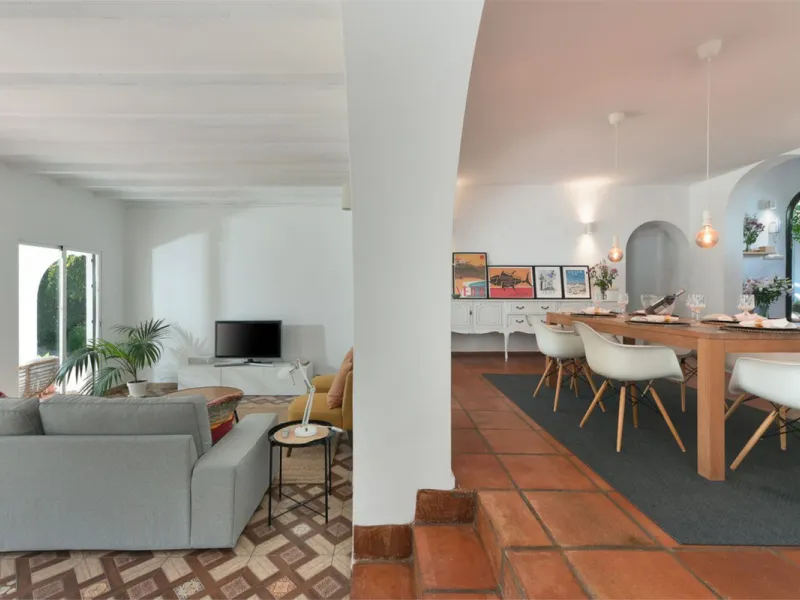 Cosy and authentic villa for sale!
