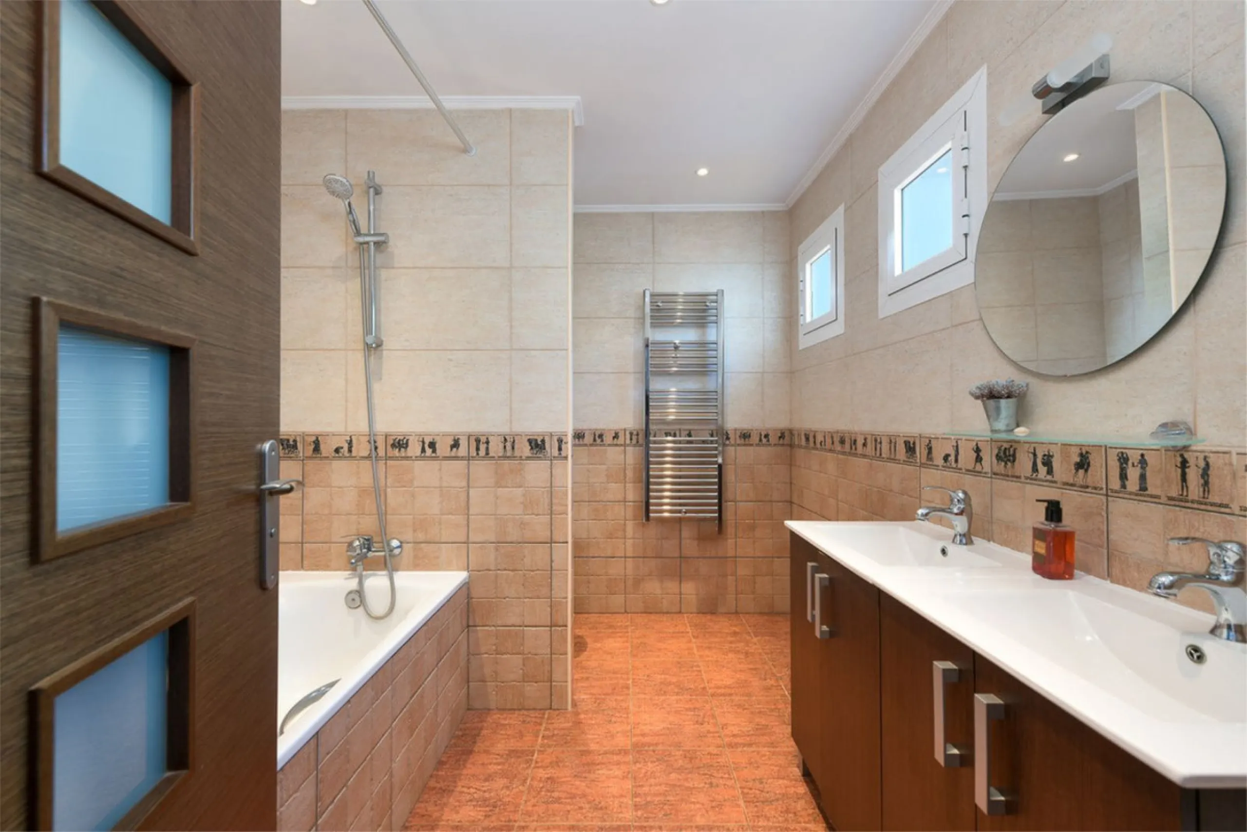 Cosy and authentic villa for sale!