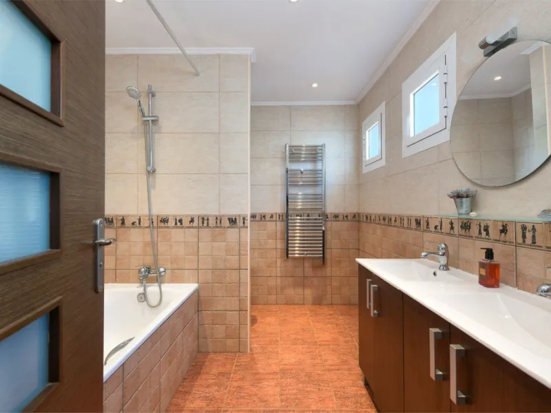 Cosy and authentic villa for sale!