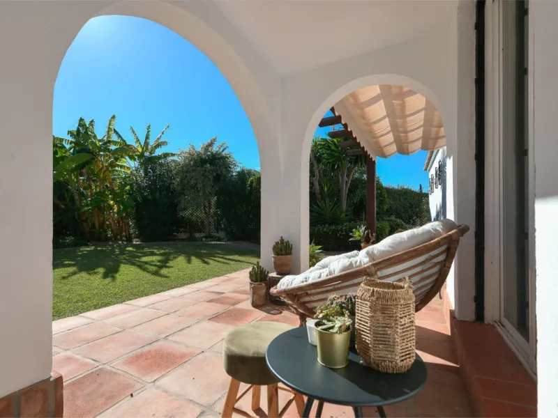 Cosy and authentic villa for sale!