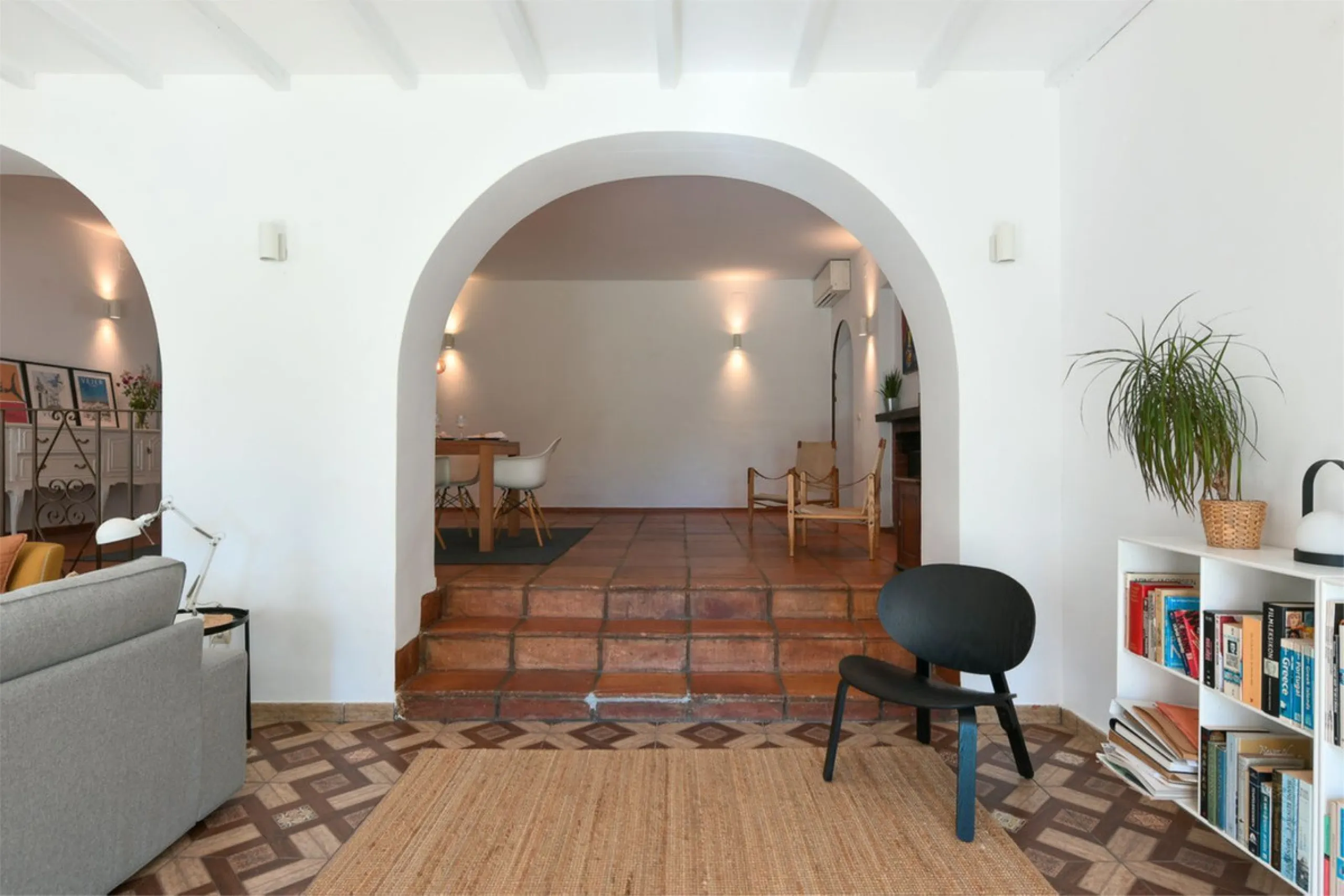 Cosy and authentic villa for sale!