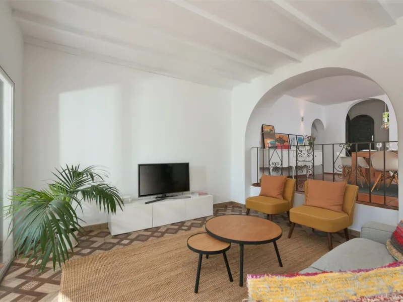 Cosy and authentic villa for sale!