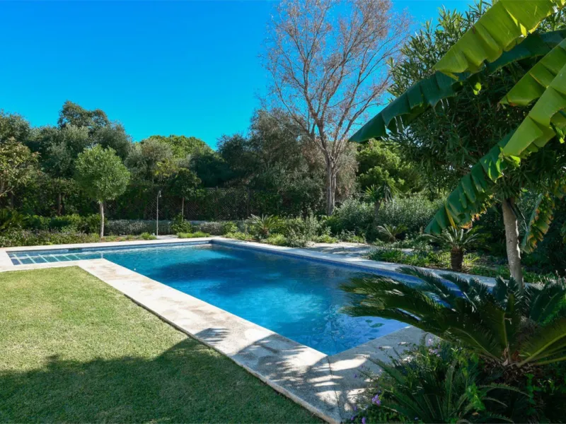 Cosy and authentic villa for sale!