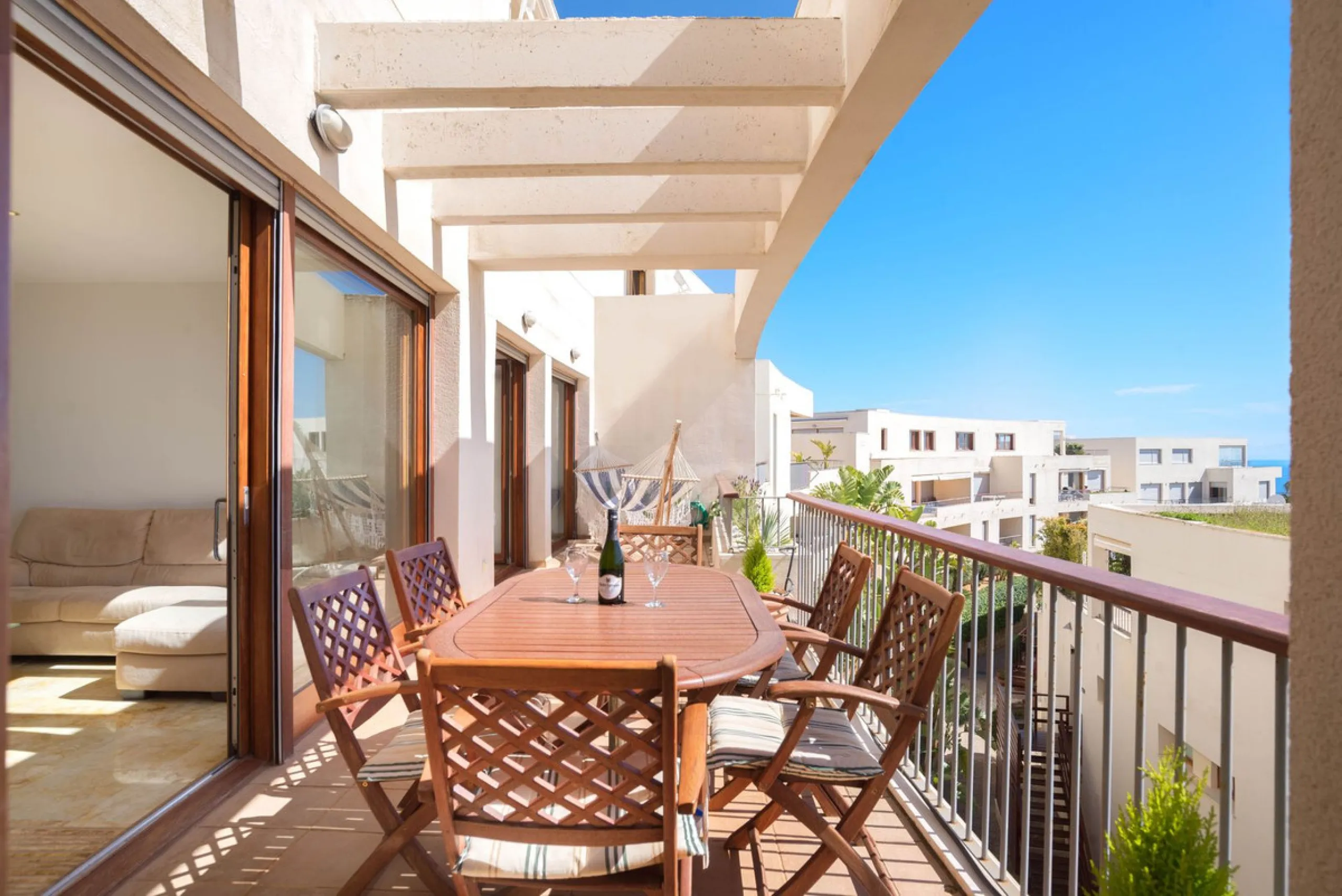 Apartment for sale in Lomas de Los Monteros, Marbella.