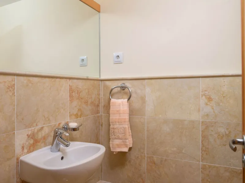 Apartment for sale in Lomas de Los Monteros, Marbella.