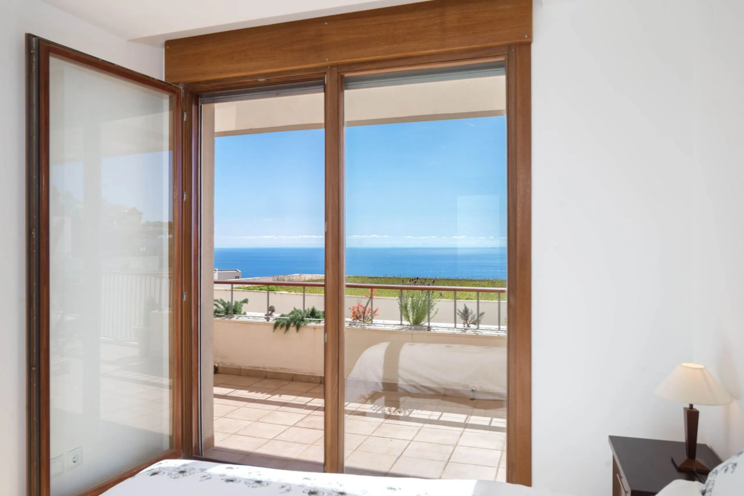 Apartment for sale in Lomas de Los Monteros, Marbella.