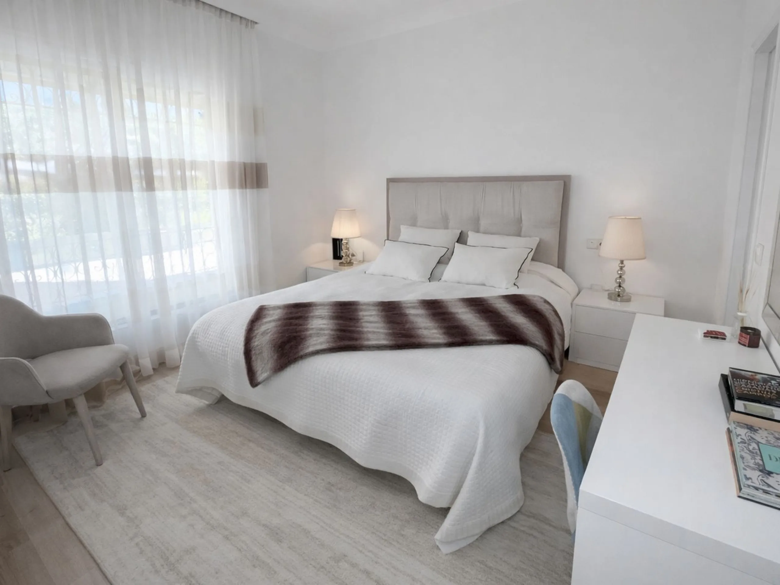 Apartment - Ground Floor Apartment в продаже в Marbella, Málaga. В доме 2 спален и 2 ванных комнат. Площадь дома 118 м²