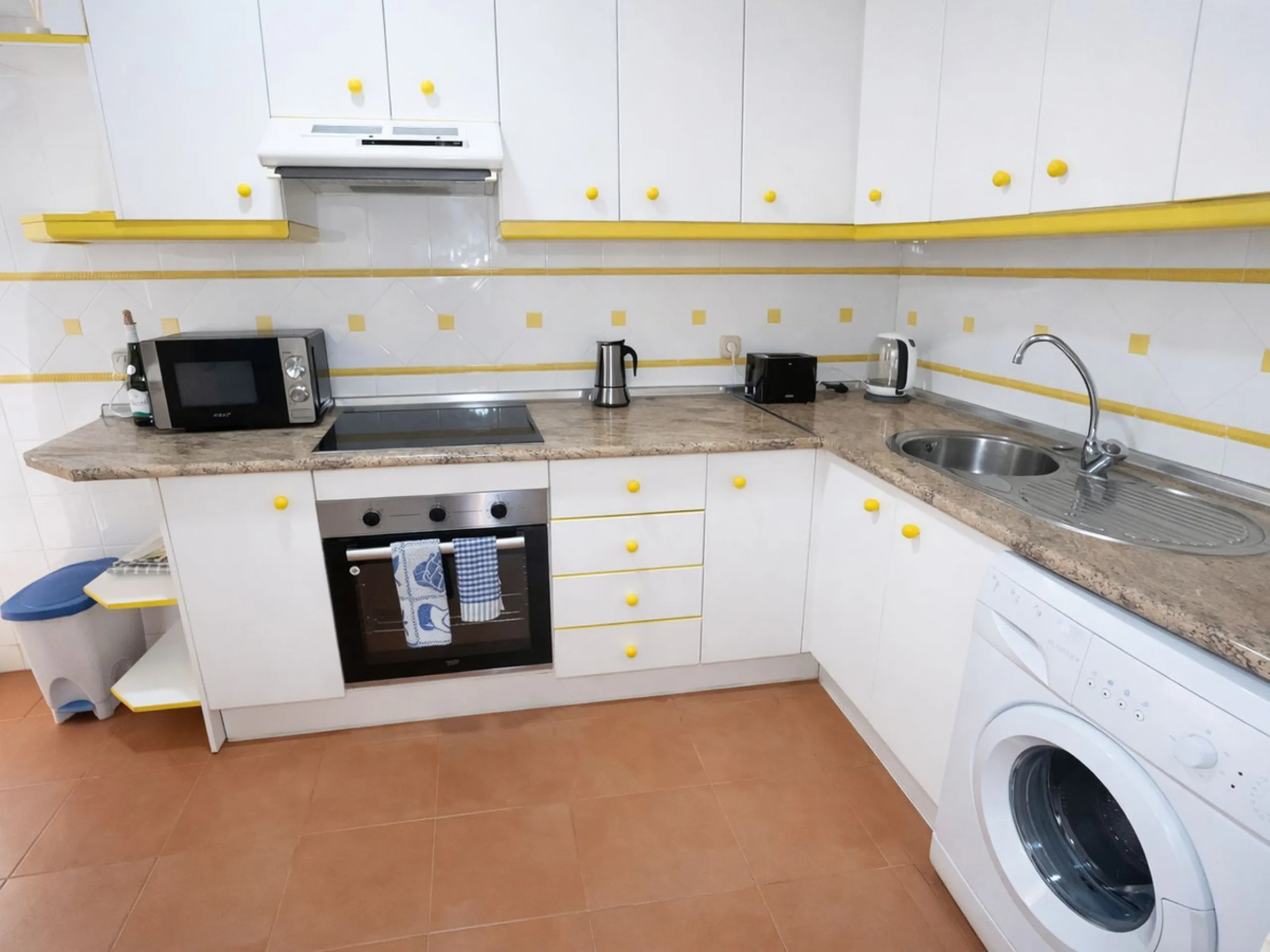 Top Floor Apartment, Estepona, Costa del Sol.