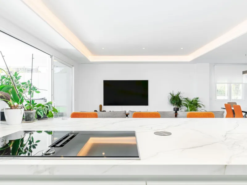Apartment - Middle Floor Apartment в продаже в Benalmadena, Málaga. В доме 2 спален и 2 ванных комнат. Площадь дома 266 м²
