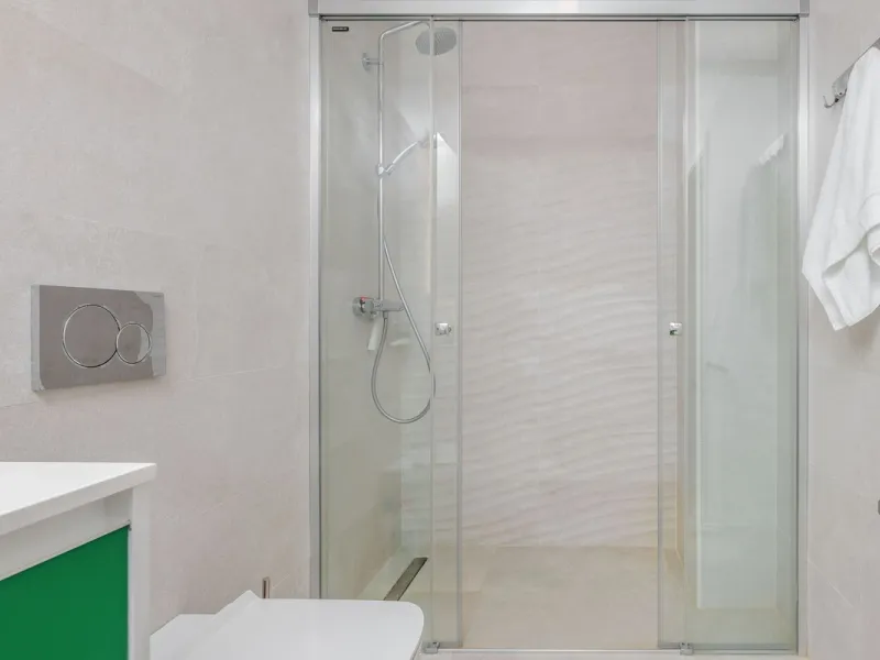 Apartment - Middle Floor Apartment в продаже в Benalmadena, Málaga. В доме 2 спален и 2 ванных комнат. Площадь дома 266 м²