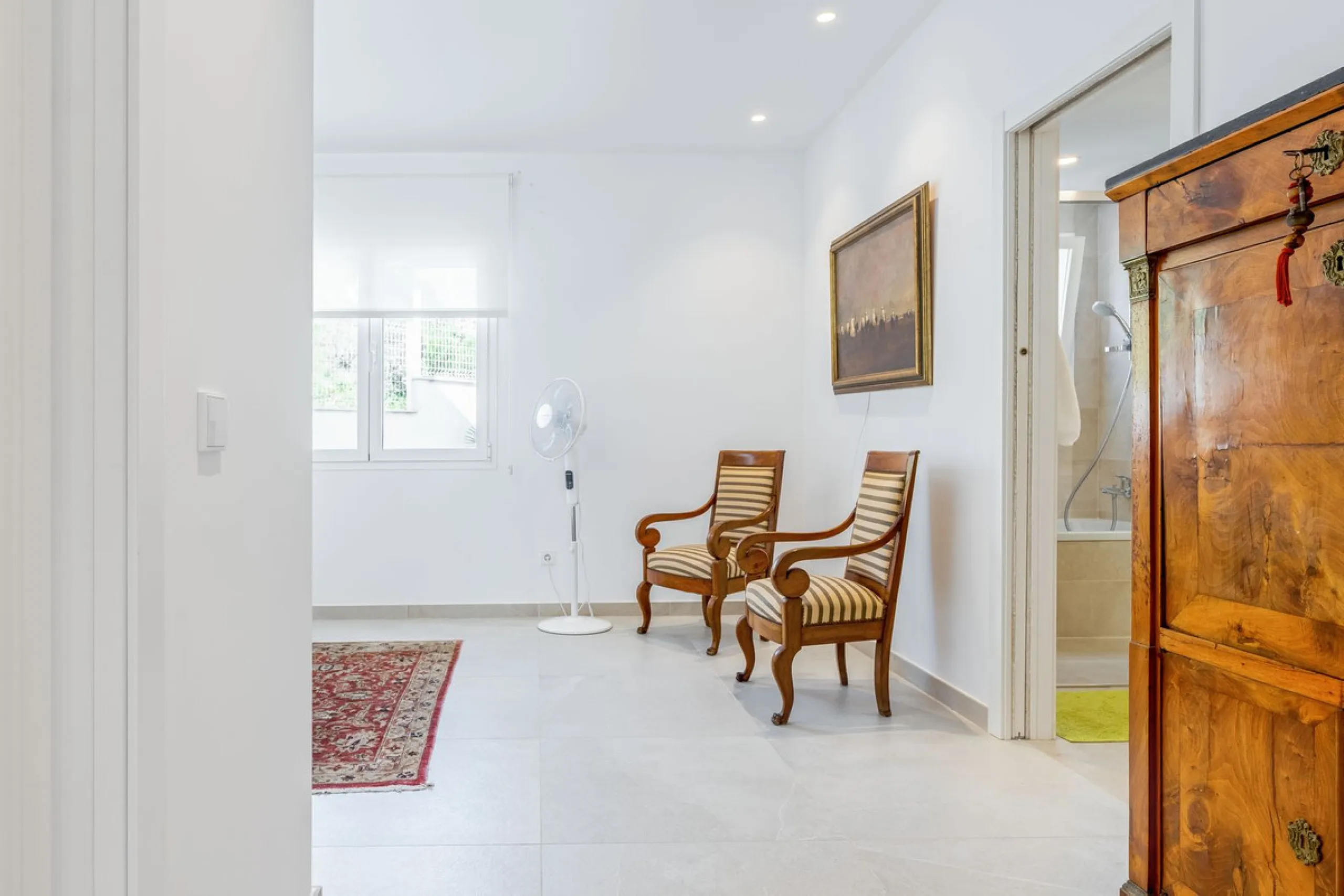 Apartment - Middle Floor Apartment в продаже в Benalmadena, Málaga. В доме 2 спален и 2 ванных комнат. Площадь дома 266 м²