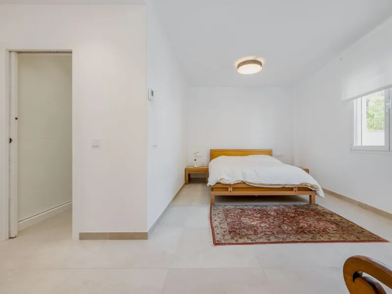 Apartment - Middle Floor Apartment в продаже в Benalmadena, Málaga. В доме 2 спален и 2 ванных комнат. Площадь дома 266 м²