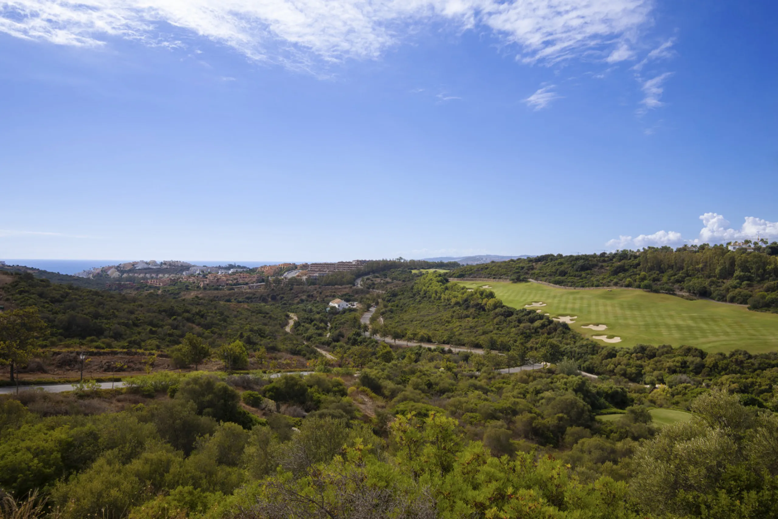 Set in an elevated position within the exclusive Finca Cortesin resort, this exceptional 2 bedroom, 2 bathroom ground-floor apartment epitomises contemporary luxury and refined Mediterranean living.