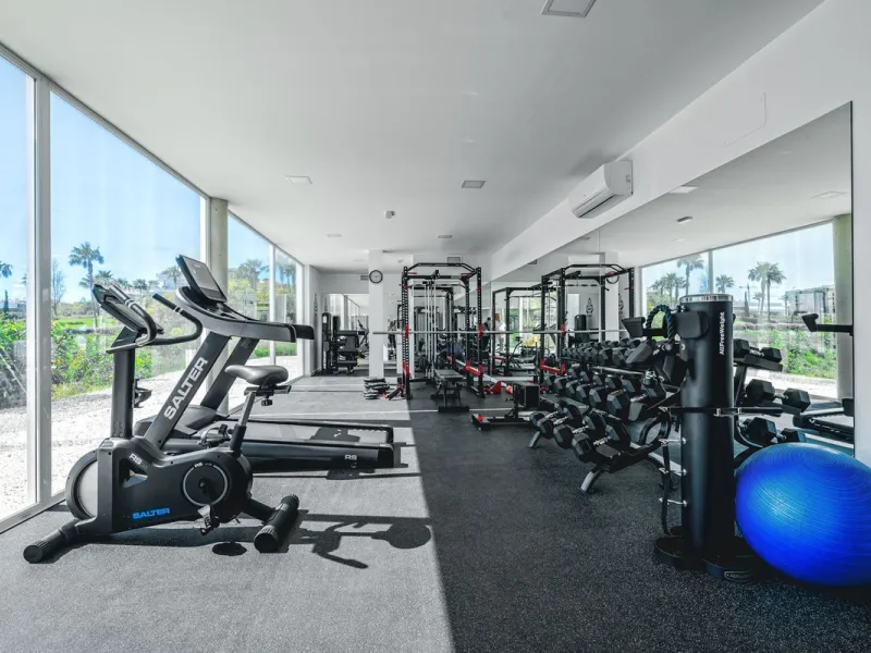 Apartment - Middle Floor Apartment в продаже в Benalmadena, Málaga. В доме 2 спален и 2 ванных комнат. Площадь дома 266 м²